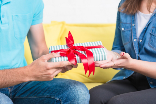 Gift Guide for Home Enthusiasts: Find the Perfect Gift